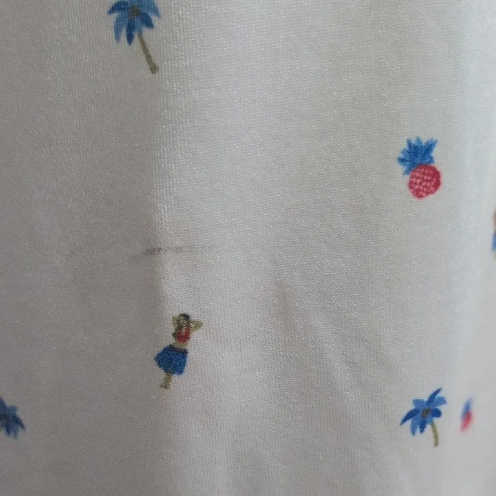Izod White Polo Hula Girls Pineapples Palm Trees Reds/Blues Silky Sheen Size L